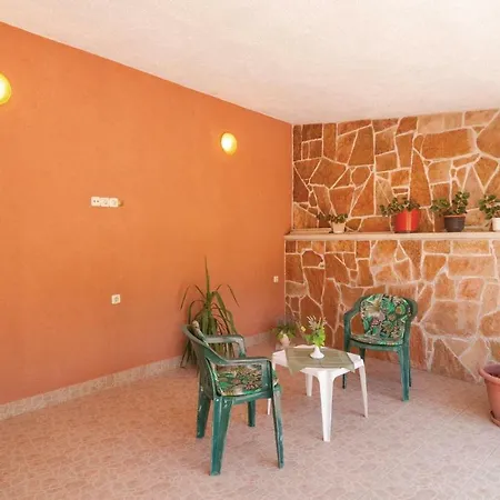 Apartment One-bedroom In Postira